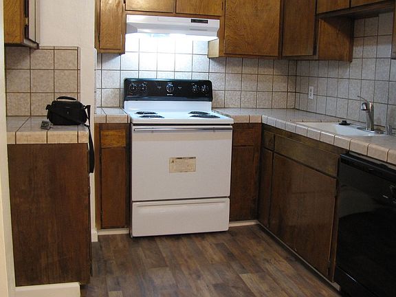 5th image of 6908 N Half Moon Dr #C