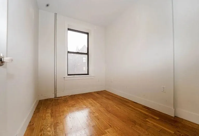 11 Maple St #C9 — Photo 3