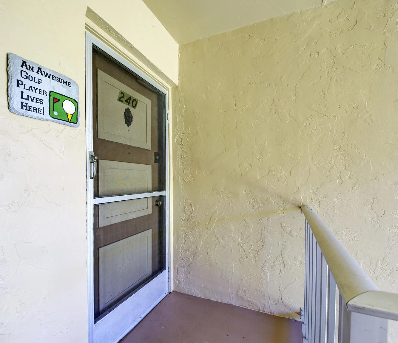 2 bed, 1039 sqft, $1,495 — Photo 2
