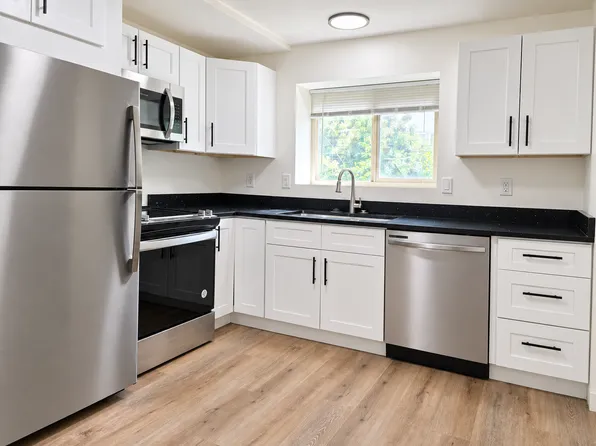 924 E Fairclough Dr #924, Salt Lake City, UT 84106