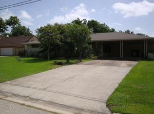 3610 18th St N, Texas City, TX 77590