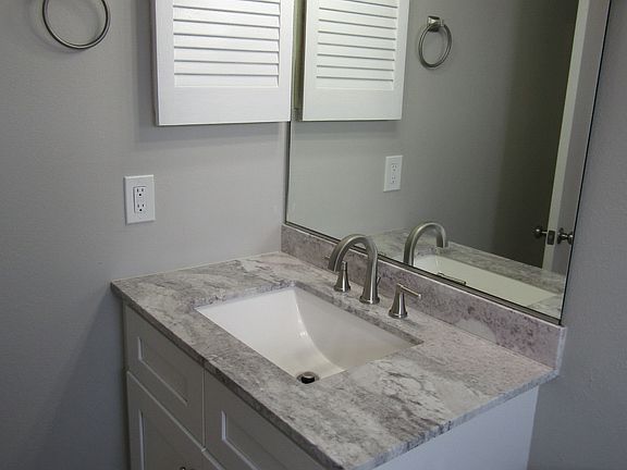 5th image of 304 Parkside Dr #180
