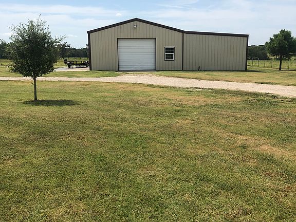 5th image of 8737 Farm Road 1567 E