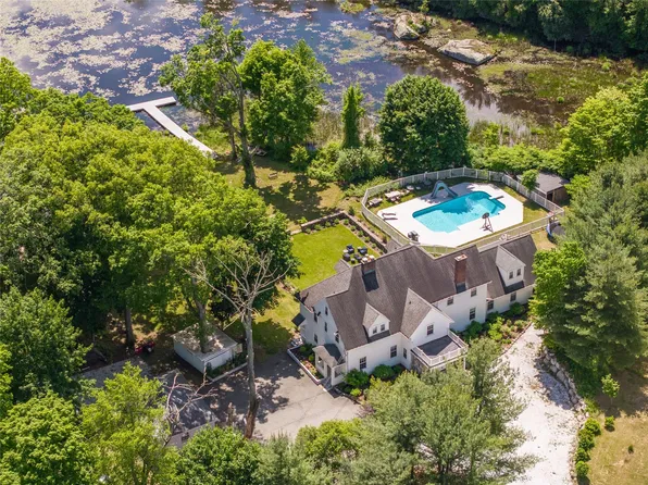 81 Eagle Valley Road, Sloatsburg, NY 10974