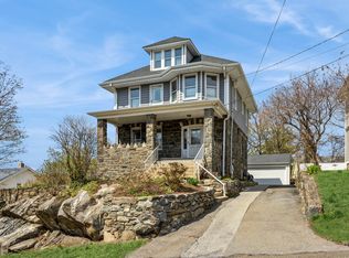 18 Wessels Pl, Greenwich, CT 06830