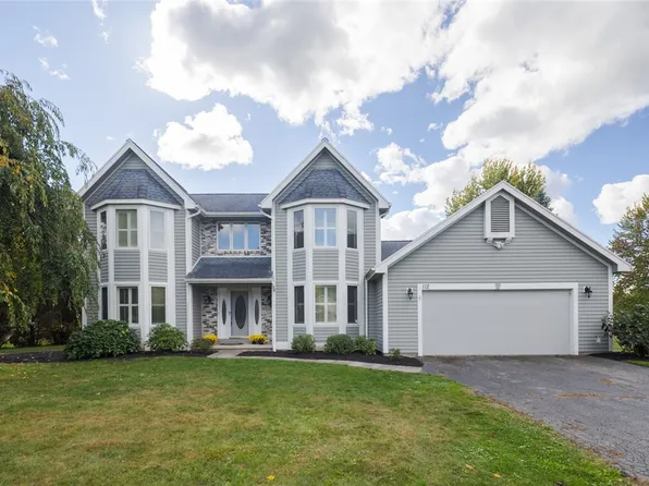 112 Rosebud Trl, Webster, NY 14580