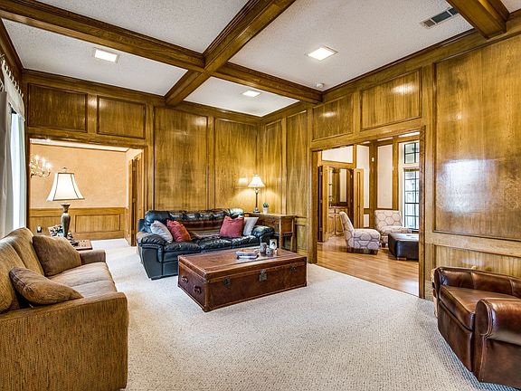 4613-normandy-ln-plano-tx-High-Res-4.jpg