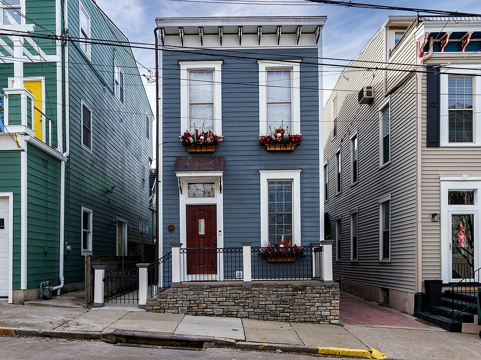 1st image of 1127 Belvedere St