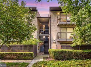 10008 Stedwick Rd APT 303, Montgomery Village, MD 20886