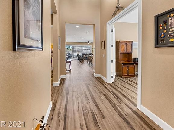 5th image of 9062 Golden Crow Ave