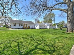 421 S Elwood St, Forsyth, IL 62535