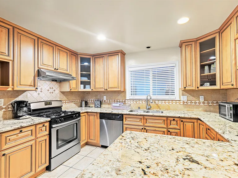 3714 E Walnut Ave — Photo 5