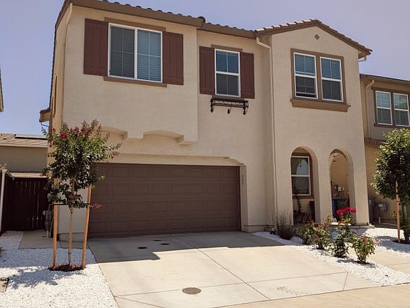 2nd image of 3466 Sassafras Way
