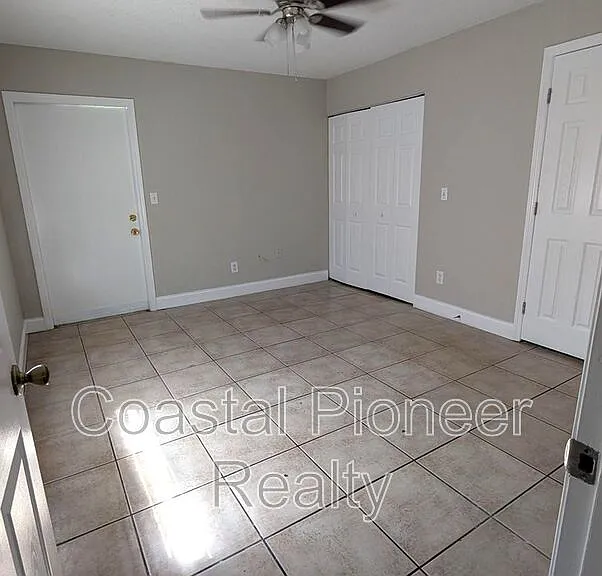 5828 3rd St E — Photo 19