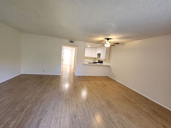3rd image of 10655 Tujunga Canyon Blvd #202