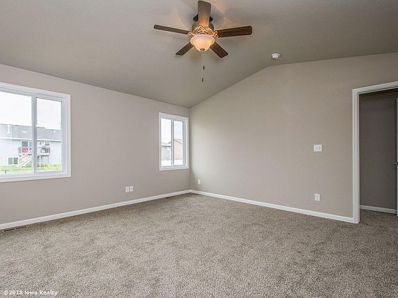 4th image of 216 Cedar Ln