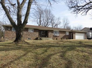 809 Hawthorne Dr, Neosho, MO 64850
