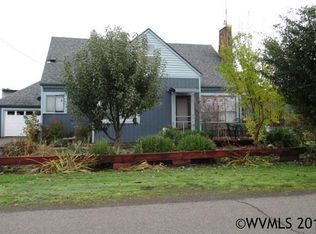 2495 Porter St, Lebanon, OR 97355