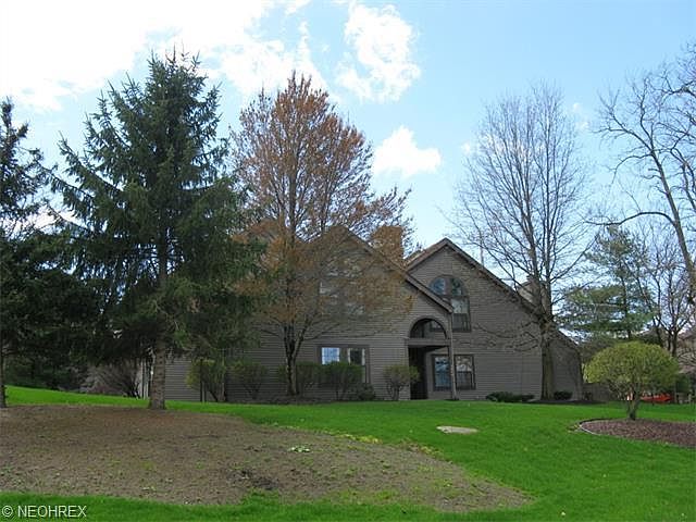 1st image of 4064 Saint Andrews Ct Unit 6