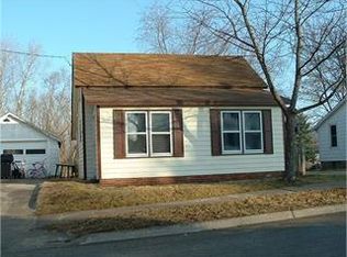 1309 E 5th St, Muscatine, IA 52761