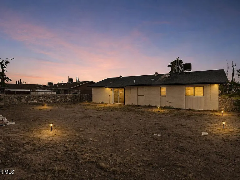 11524 Meadowbrook Dr — Photo 35