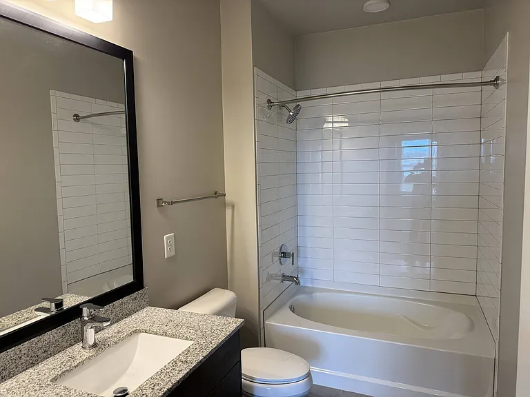 915 Glenwood Apartments on the Beltline — Photo 104