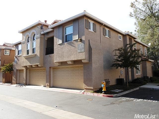 1st image of 1802 Ferry Cir #102