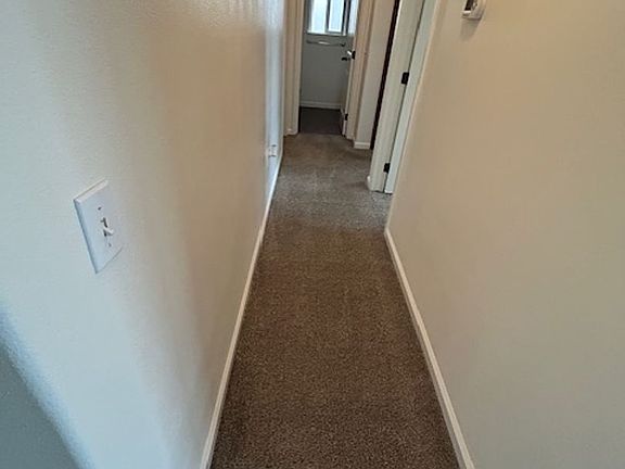 4th image of 938 E Vine Ct