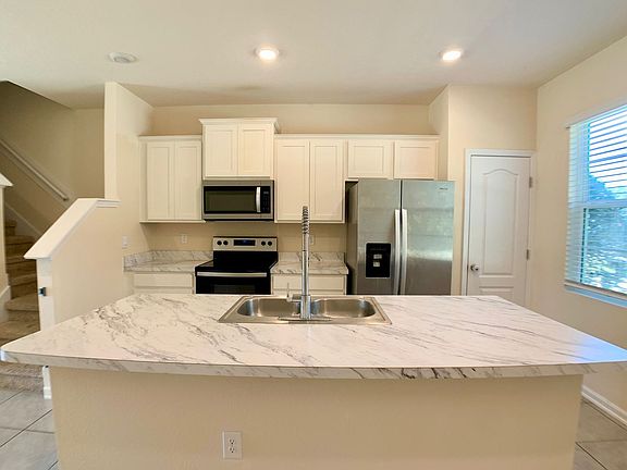 3rd image of 575 Oakleaf Plantation Pkwy #1603