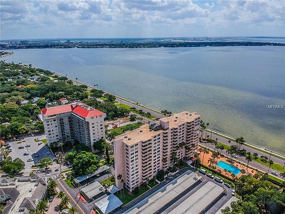 2nd image of 2401 Bayshore Blvd Unit 306