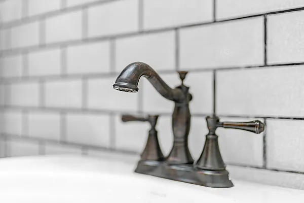 Rented by MySpaceNYC | media 21