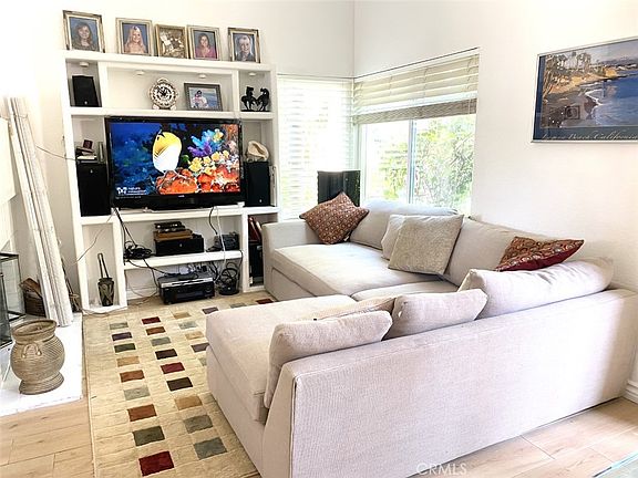 5th image of 10 White Pelican Ln