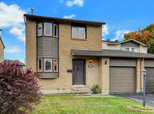 18 Vanessa Ter, Ottawa, ON K2J 2J8