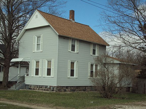 2nd image of 9 Monroe St