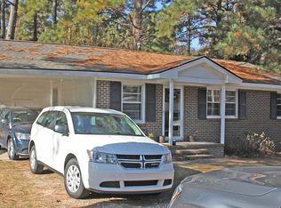909 Pond St, Clayton, NC 27520
