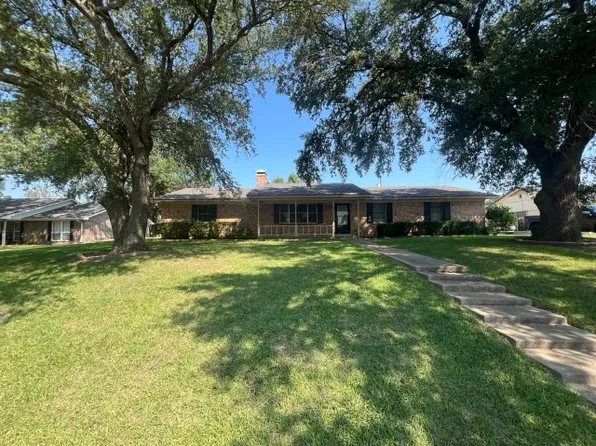 523 Clearwater Rd, Grand Saline, TX 75140