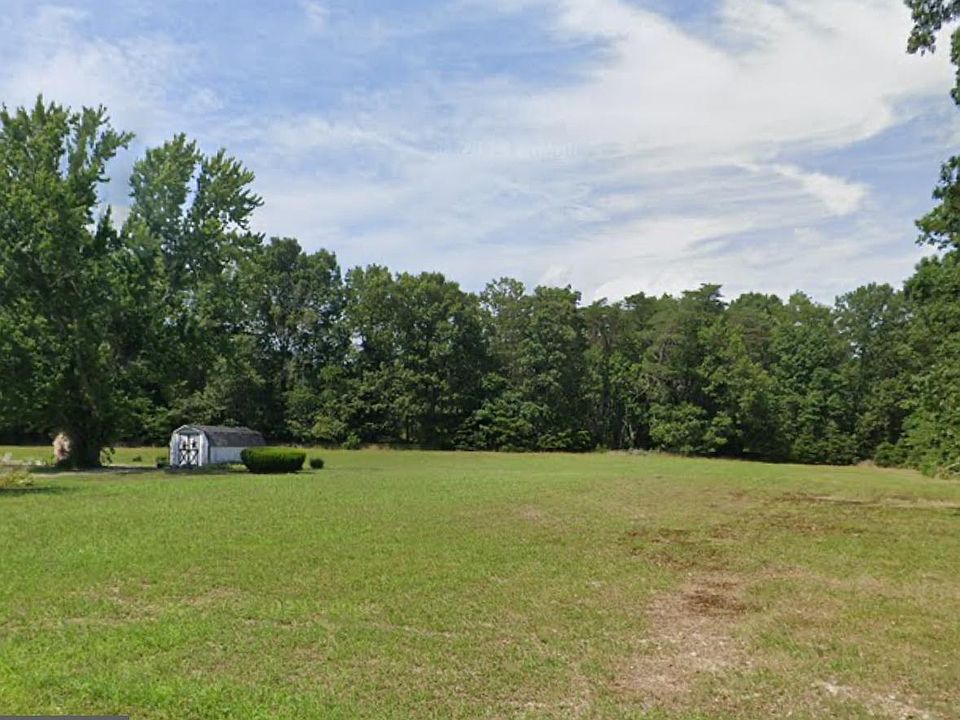 2nd image of 167 Lummis Mill Rd