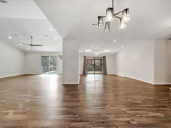 4th image of 3141 N Shannon Lakes Dr