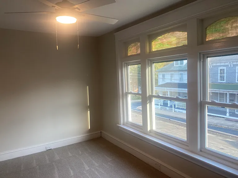 116 W Franklin St — Photo 24
