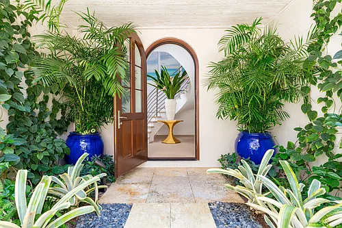 5 Flagler Dr Photo 1