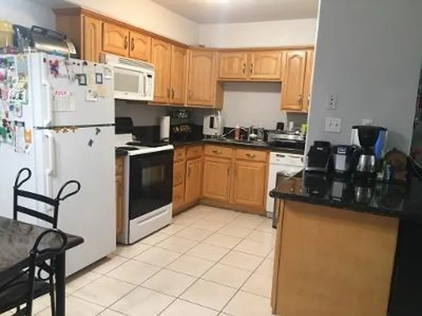 1715 W Clinton Ave APT 108, Fresno, CA 93705