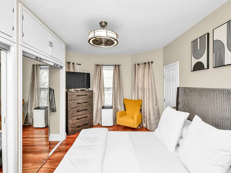 12 Ferndale St #2 — Photo 35