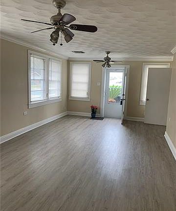 2nd image of 146 Louisiana St