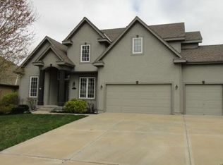 14977 S Glen Eyrie St, Olathe, KS 66061
