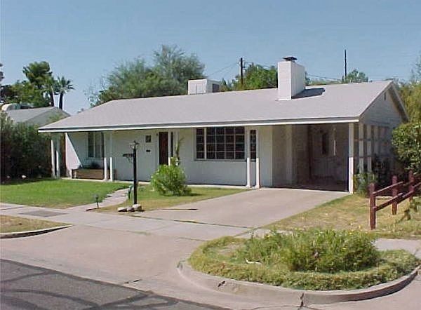 2nd image of 120 W 3rd Pl