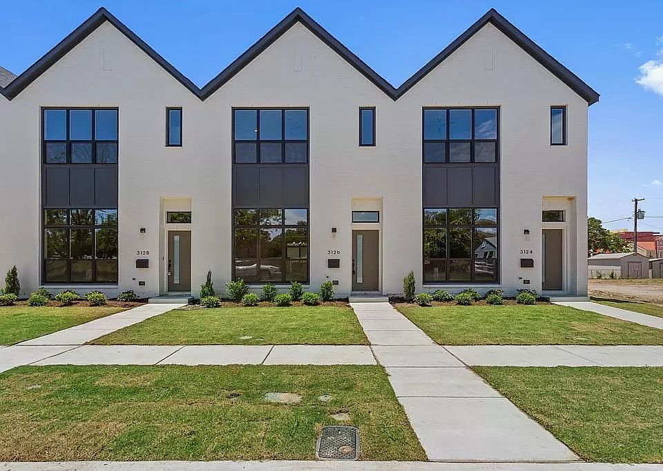 1st image of 3122 Wayside Ave #1