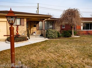 34398 Greentrees Rd, Sterling Heights, MI 48312