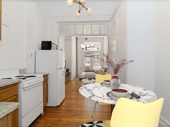 4th image of 307 E 18th St #1F