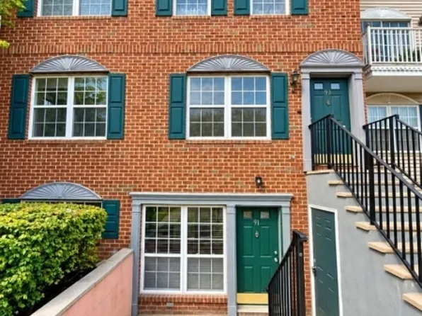 91 Callahan Ct, Newark City, NJ 07103