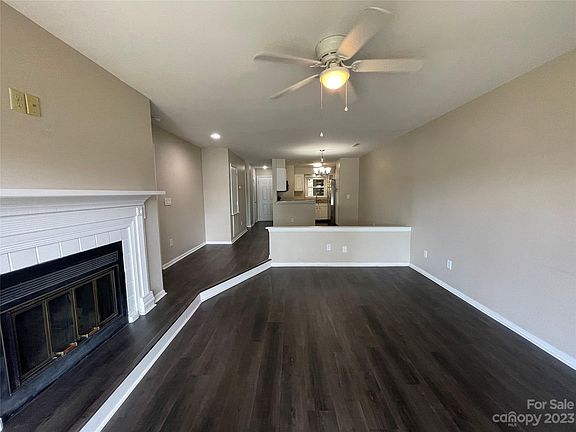 4th image of 9801 Emerald Point Dr Unit 3